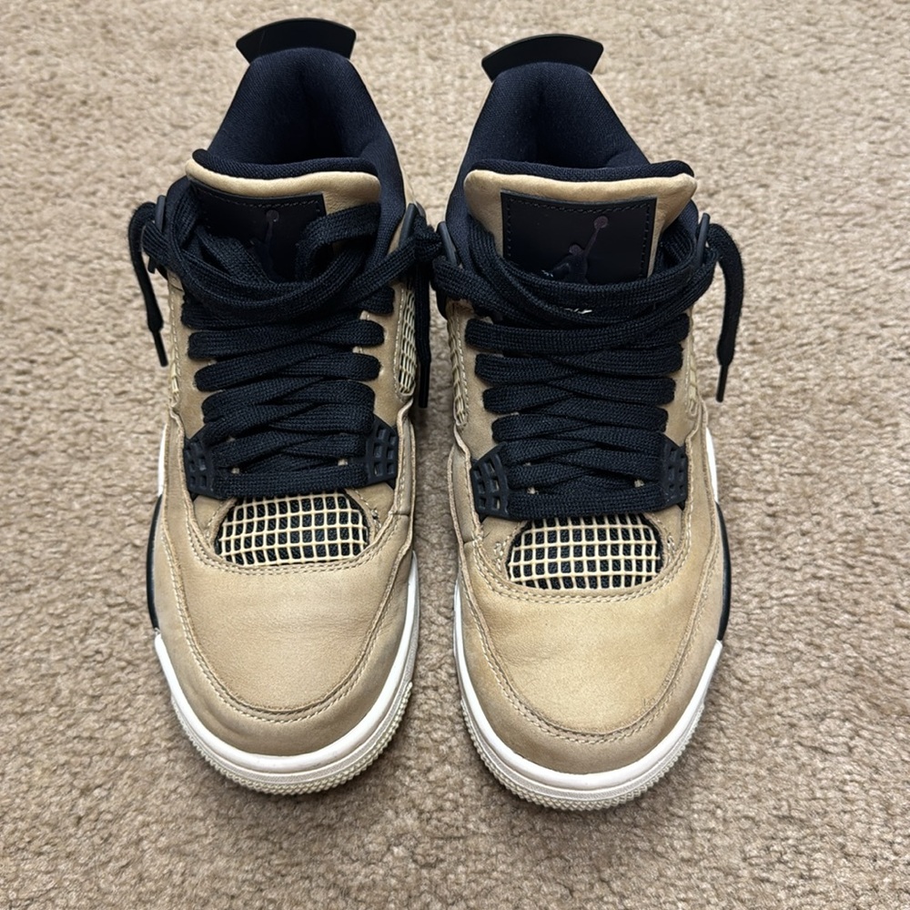 Jordan 4 Retro women. Size 6.5 - Picture 6 of 11